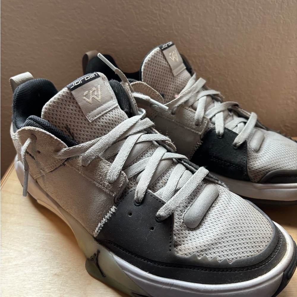 Jordan Westbrook OT5 Men's Size 10